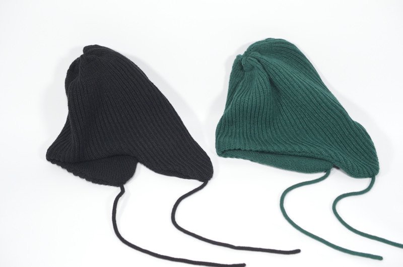 {$history[num].s_expl}> EAR FLAP BEANIE