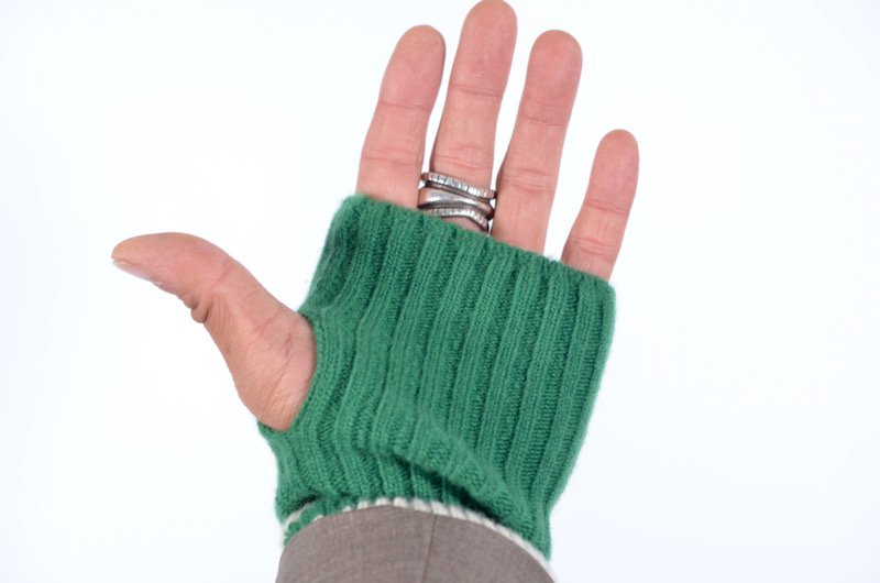 {$history[num].s_expl}> STRIPE SEAMLESS HAND WARMER MERINO LAMBS WOOL