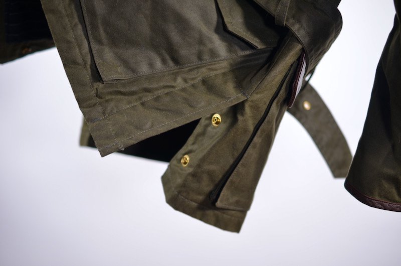 {$history[num].s_expl}>  Waxed CottonField Jacket