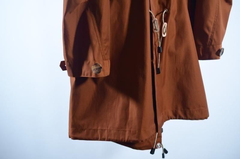 {$history[num].s_expl}> FISHTAIL COAT