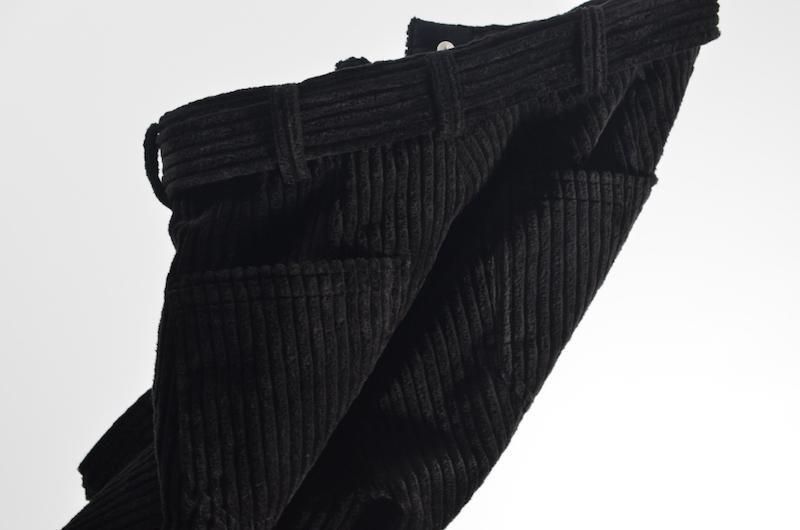 {$history[num].s_expl}> BAGGY TROUSERS 