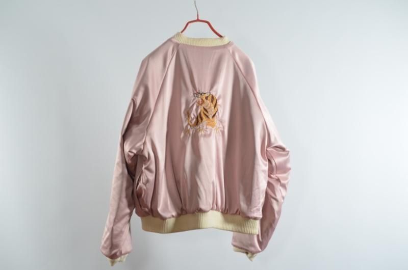 {$history[num].s_expl}> SKULL SOUVENIR BLOUSON