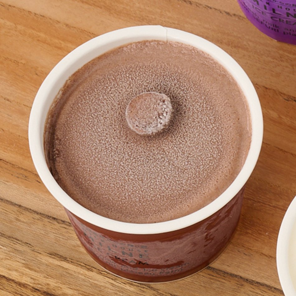 ミルン牧場の牛乳で作ったアイスクリーム チョコレート