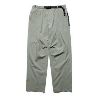 <img class='new_mark_img1' src='https://img.shop-pro.jp/img/new/icons34.gif' style='border:none;display:inline;margin:0px;padding:0px;width:auto;' />[MENS]ROARK//TRAVEL PANTS 2.0 ROAM FREE FLEX-RELAX TAPERED FIT SLATE GREEN