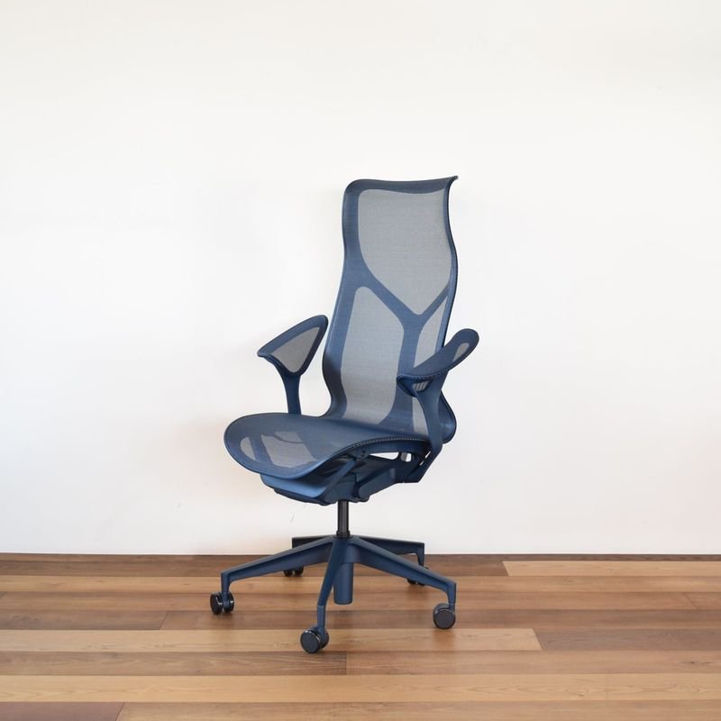 Herman Miller Cosm Chair | ハイバック/ナイトフォール/リーフアーム - Apartment online store,