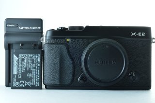 Fujifilm X-E2 16.3 MP Mirrorless Digital Camera with 3.0-Inch LCD - (Black)
