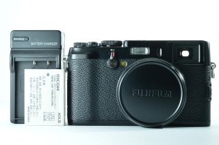 Fujifilm X100 12.3 MP APS-C CMOS EXR Digital Camera (Special Edition - Black)
