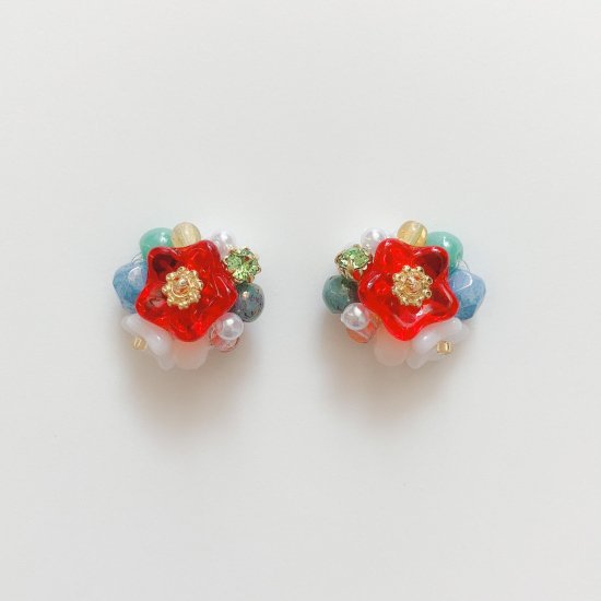 EARRING: ¡ flower half ball