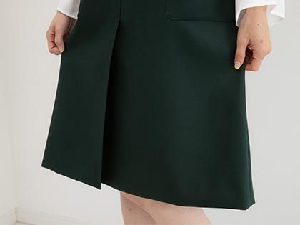 大きめパッチポケット付き スクエアネック ジャンパースカート