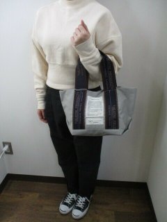 RECYCLE BOTTLE JACQUARDTAPE SQUARE TOTE  CL220308 졼