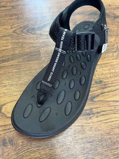 SALE MAISON MAVERICKPRESENTS᥾ ޥå ץ쥼ġ
MS2454Recovery sandals
BLACKSIZE-M