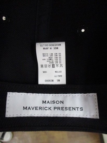 ᥾ޥ٥åץ쥼 MAISON MAVERICK PRESENTSMC9000Embroided MAVERICK LOGO CapBLACK