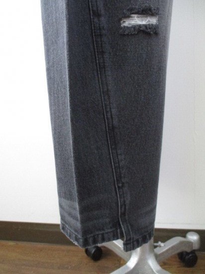 YENNCURVED SEAM DENIM PANTS GRAY 졼8M