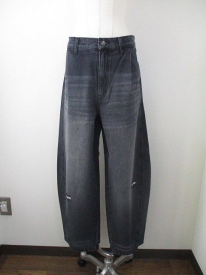 YENNCURVED SEAM DENIM PANTS GRAY 졼8M