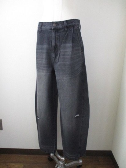 YENNCURVED SEAM DENIM PANTS GRAY 졼8M