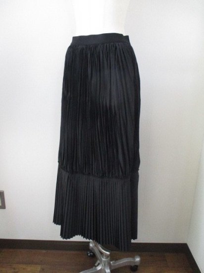 ֥ƥåǥʥ꡼boutique ordinarypleated panel maxi skirtBLACK