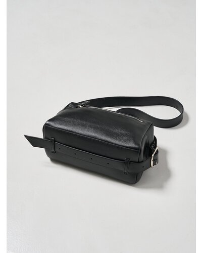 12溢ʬͽ󤪼ƤޤYENNY244-01114CROSSBODY BAGBLACK