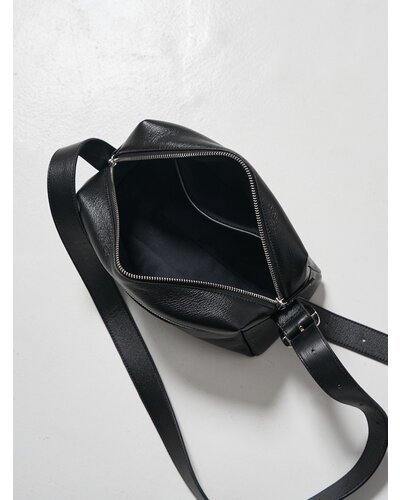 12溢ʬͽ󤪼ƤޤYENNY244-01114CROSSBODY BAGBLACK