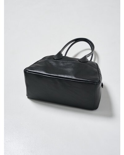 11溢ȯʬͽ󤪼ƤޤYENNY244-01115MEDIUM BOWLING BAGBLACK