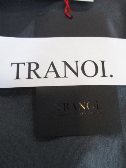 ȥΥ TRANOI.DOUBLE EMBLEM SWEATCHARCOAL