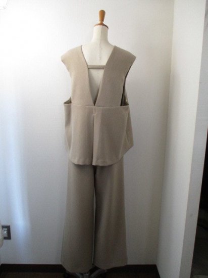 ʥ꡼ Anna Kerry V-NECK VEST BEIGE ̵ Vͥå٥ Хåǥ󤪤 ´ȼ ؼб ١/֥å NO:27244702