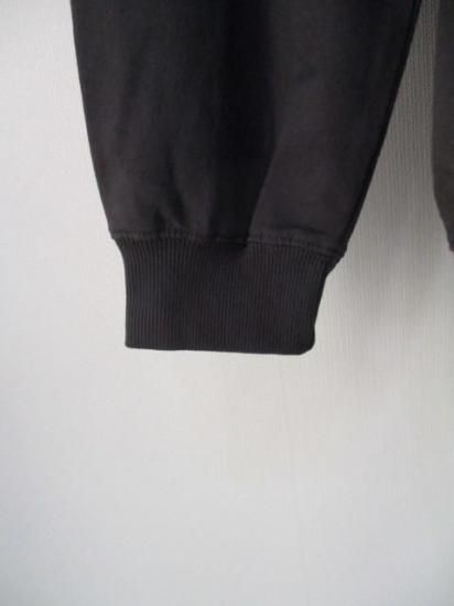 ̵ ȥΥ TRANOI. TORA EMBLEM SWEAT 214J213 å EMBLEM ȥåڥ ߥ΢ 奢 եå    CHARCOAL