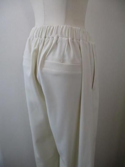 送料無料 アンナケリー ANNA KERRY モロッコパンツ 秋冬 ゆったりシルエット
サイドカーブデザイン  オフホワイト-36