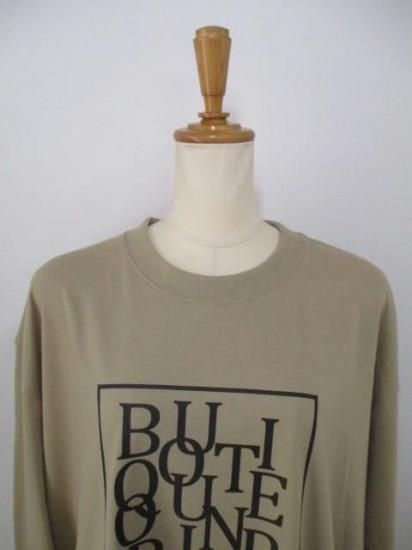 送料無料 ブティックオーディナリー Boutique Ordinary Random Typo Pouch LST-shirt BO25-308T ロンT カジュアル リメイク風 ロゴ KHAKI