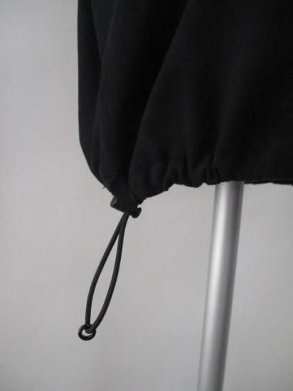 送料無料 ブティックオーディナリー Boutique Ordinary Random Typo Pouch LST-shirt BO25-308T ロンT カジュアル リメイク風 ロゴ BLACK