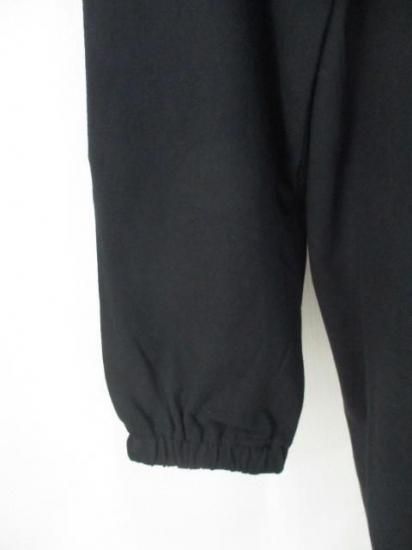 送料無料 ブティックオーディナリー Boutique Ordinary Random Typo Pouch LST-shirt BO25-308T ロンT カジュアル リメイク風 ロゴ BLACK