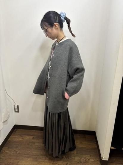 送料無料 ユイティーム 二 huitieme nid ダブルフェイスニットコート 733878 レディース 25秋冬 ノーカラー 羽織り カーディガン風 アウター CHARCOALGRAYPINK