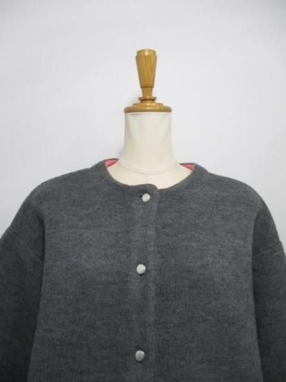 送料無料 ユイティーム 二 huitieme nid ダブルフェイスニットコート 733878 レディース 25秋冬 ノーカラー 羽織り カーディガン風 アウター CHARCOALGRAYPINK