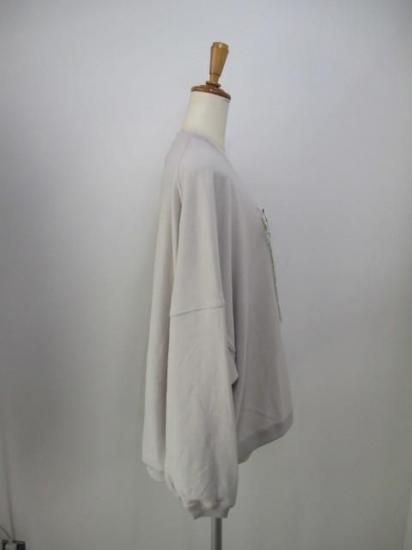 マリードール MARIED'OR 刺繍貼り付け 起毛ストレッチ 身巾ワイドクルー 19538-グレージュ