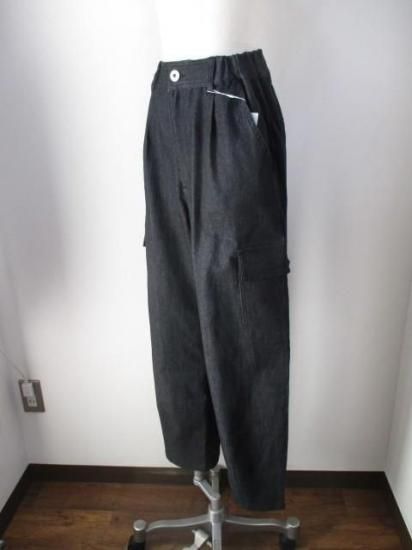 プライア Praia バックストライプセミカーブデニム LEI-2570-ブラック