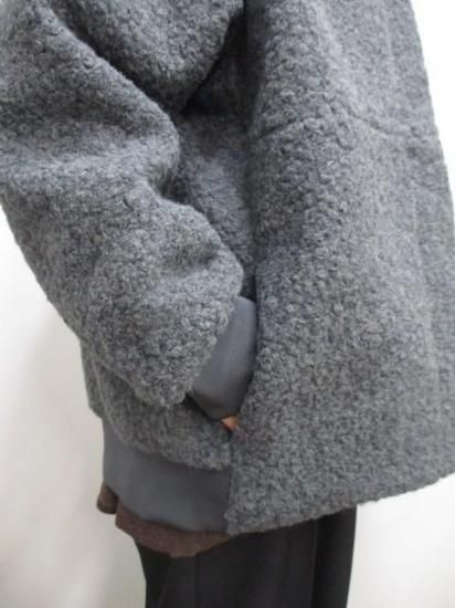 送料無料 ディニテコリエ Dignite collier モヘア混 ボアブルゾン レディース アウター IN-80256394 ノーカラー 防寒 軽量 暖かい 丈長め 25秋冬新作 CHARCOAL