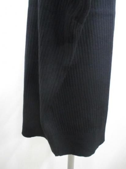 送料無料 シアントーキョー CYAN TOKYO アシメスリットオーバータートル 507415 アシメ スリット オーバータートル リブ 着心地 ゆったり 柔らかい 伸縮性 BLACK