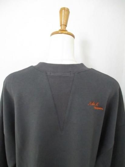 プライア Praia 刺繍バックリブカットソー LEQ-25120-チャコール×オレンジ