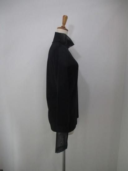 送料無料 Eimee Law エイミーロウ フロッキーテキストハイネックTOPS 84458L-2 トップス 長袖 インナー メイン チュール付き ロゴプリント 2025秋冬 BLACK