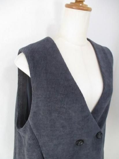 送料無料 AYANE アヤン ニットコーデュロイベスト 875812 レディース 25秋冬 ショート丈 ベスト チャコール カジュアル おしゃれ セットアップ対応 ニットベスト