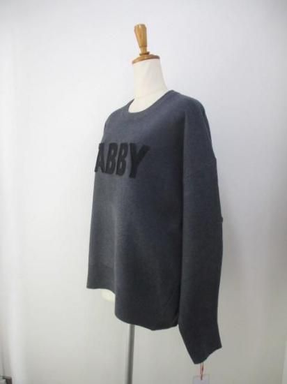 送料無料 ディニテコリエ Dignite collier フェルトロゴニットPO TK-80256324 フェルト ロゴ ニット カジュアル 大人っぽい ゆったり 着やすい CHARCOAL