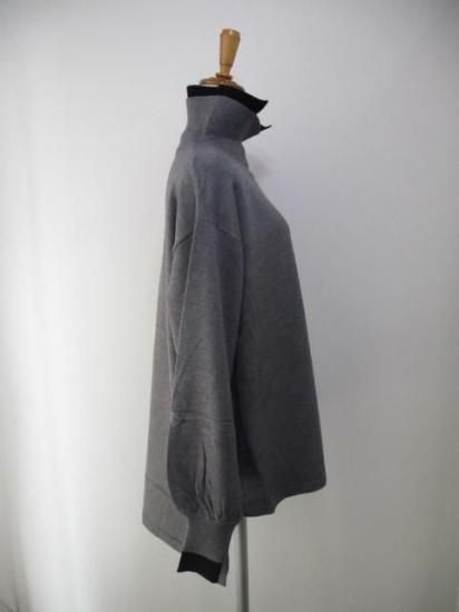 送料無料 トルネラ TOLNERA レイヤード風バイカラーニット T57023BF ニット バイカラー レイヤード 着心地 ボリューム デザイン 女性らしさ GRAY×BLACK