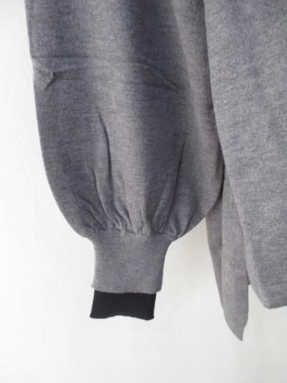 送料無料 トルネラ TOLNERA レイヤード風バイカラーニット T57023BF ニット バイカラー レイヤード 着心地 ボリューム デザイン 女性らしさ GRAY×BLACK