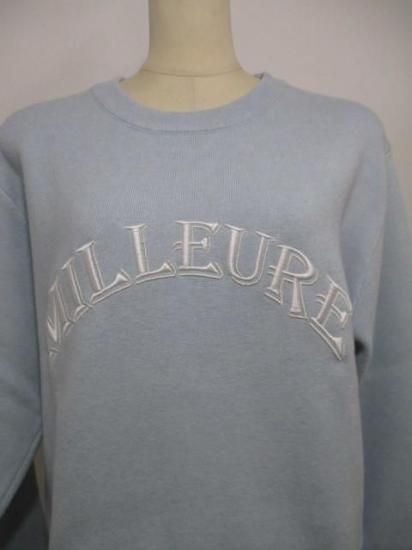 送料無料 プライア Praia ロゴ刺繍ジャガードニット LEVK-25464 ニット ロゴ刺繍 ジャガード 着心地 大人カジュアル 程よい厚み コンパクト スタイリング SAX