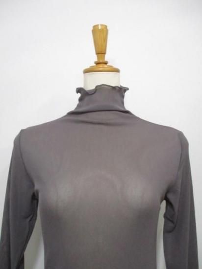 プライア Praia チュールハイネックインナー LEVK-24395-チャコール