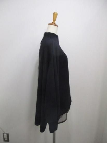 送料無料 ラリアムー Lallia Mu ソフトサーモフレアプルオーバー 2514560 プルオーバー ソフトサーモ フレア 冬素材 保温性 リブ ファスナー オーガンジー BLACK