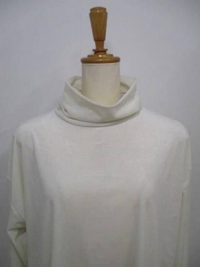 送料無料 シロ デ ラボンテ siro de labonte stretch sheer veliur highneck pullover R553209 ハイネック ベロア 透け感 OFF