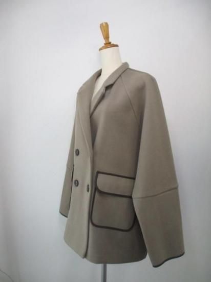 送料無料 シアントーキョー CYAN TOKYO Wフェイスラグランハーフジャケット 507411 レディース 25秋冬 アウター ダブルボタン ラグラン FREE MOCHA