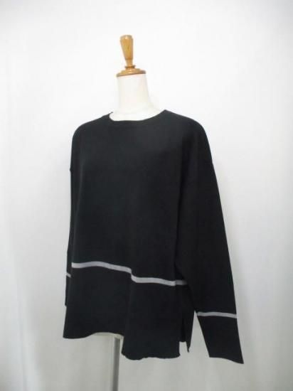 送料無料 トルネラ TOLNERA ラインニット T57112PL レディース 25秋冬 配色ライン ゆったり 薄手ニット チクチクしない Mサイズ-ブラック