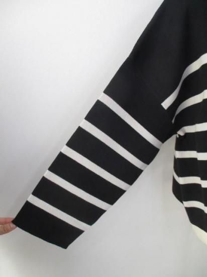 送料無料 マリードール MARIED'OR 綿ポリエステル身巾ワイドワッペンロゴPO 95196 トップス ワッペン ロゴ カジュアル ボーダー スタイルアップ ゆったり BLACK×GREIGE