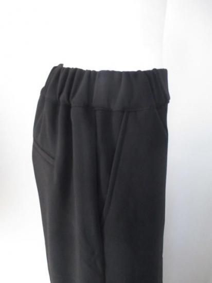 送料無料 Praia プライア 美脚裏起毛セミワイドパンツ LER-25129 レディース 25秋冬 裏起毛 センタープレス ブラック M FREE